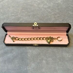 Gold Juicy couture charm bracelet! ✨✨